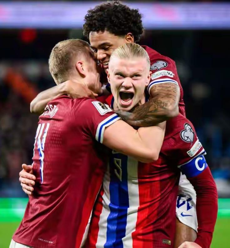 绿色球场 绿色球场