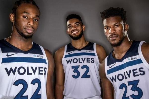 决战万界山 决战万界山