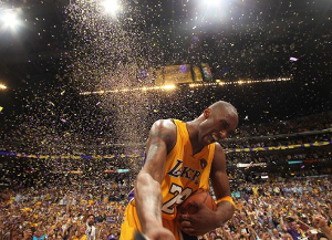 里完成自我 里完成自我